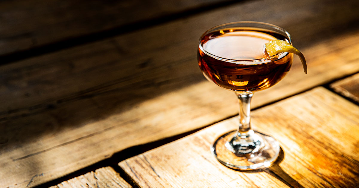 Perfecting the Manhattan: How Brands Master Shelf Stability for RTD Cocktails
